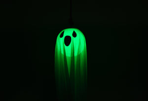 Halloween DIY : How to Make a Unique Hanging Glowing Ghost with Ball Light