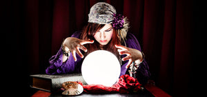 Top 9 Traditional Halloween Party Fortune Telling Games